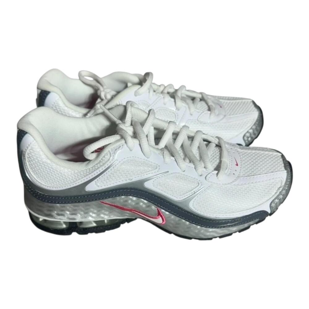 Nike‎ Shox R4 White & Pink Glow | Women’s Size 5.5 | Excellent Condition